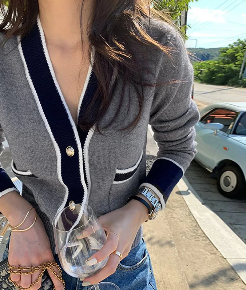 Korean Version V-neck Small Fragrance Slim Short Cardigan Sweater Women\'s Jacket Outer Cropped Tops V Neck Coat