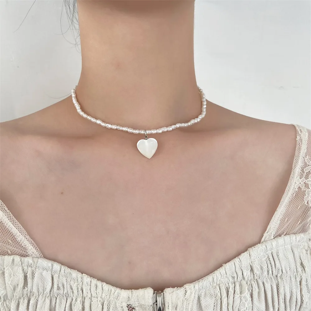 New Korean Fashion Peach Heart Pendant Necklace for Women Beaded Pearl Pendant Necklace Designer Jewelry Collares Para Mujer