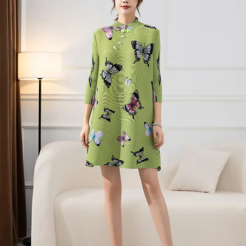 Sanzhai fold dress 2022 spring and autumn new fashion temperament, large size, loose meat, thin printing cheongsam model