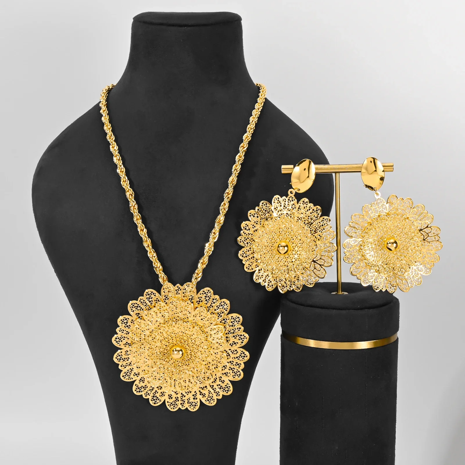 Fashion Women's Two-piece Set Long Luxury Woman Long Necklace Long Necklace Party Accessories Valentine's Day Christmas Gift