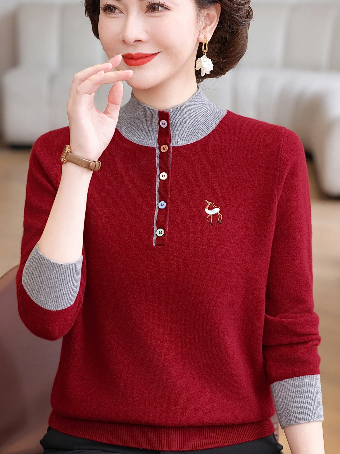 

Ele Embroidered Loose Knitted Sweater for Middle-Aged Women Full Wool Casual Top Overhead Mom Clothes Faionable S...
