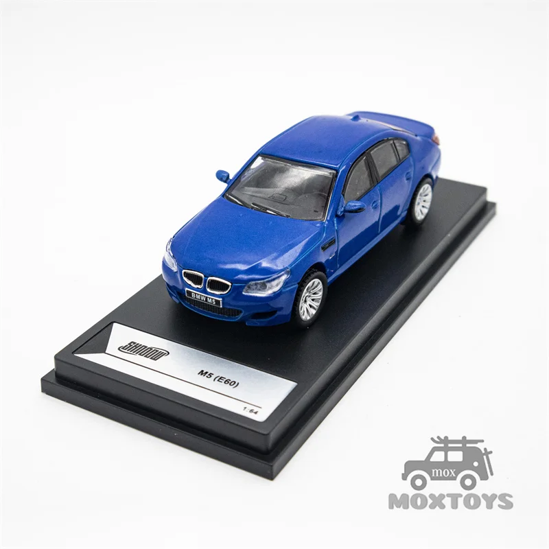 SHADOW 1:64 Sedan M5 E60 LHD Diecast Model Car