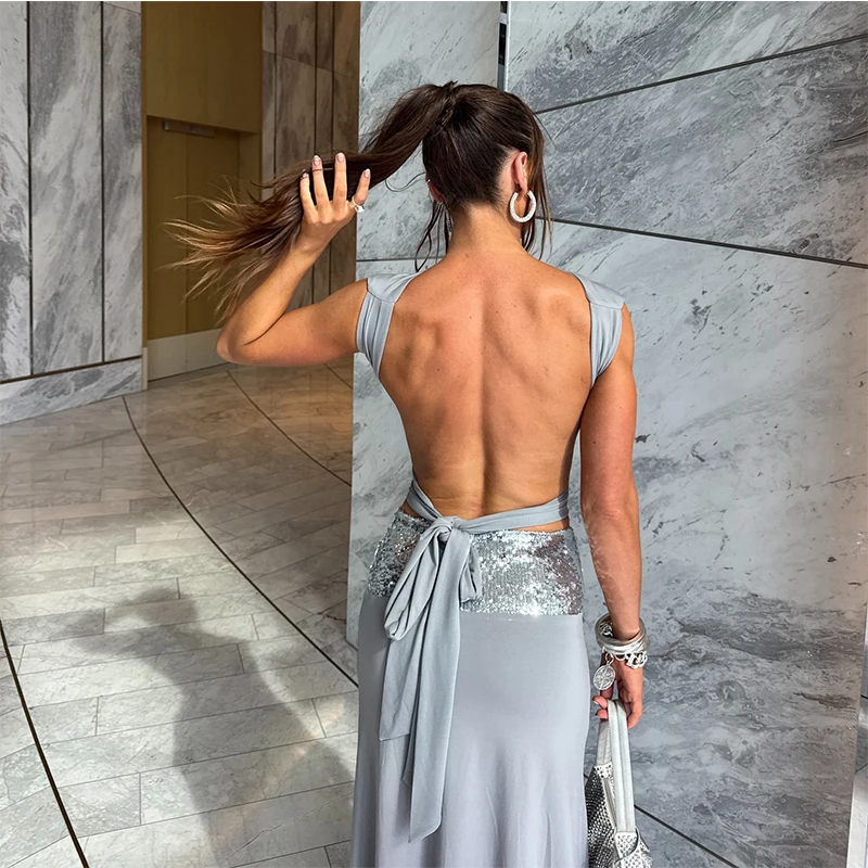 ชุดเดรสเลื่อมวิบวับเซ็กซี่สำหรับผู้หญิง เสื้อแขนกุดผูกเชือก กระโปรงยาวทรงเข้ารูปเอวต่ำ  ชุดเดรสออกงานใหม่ปี 2026