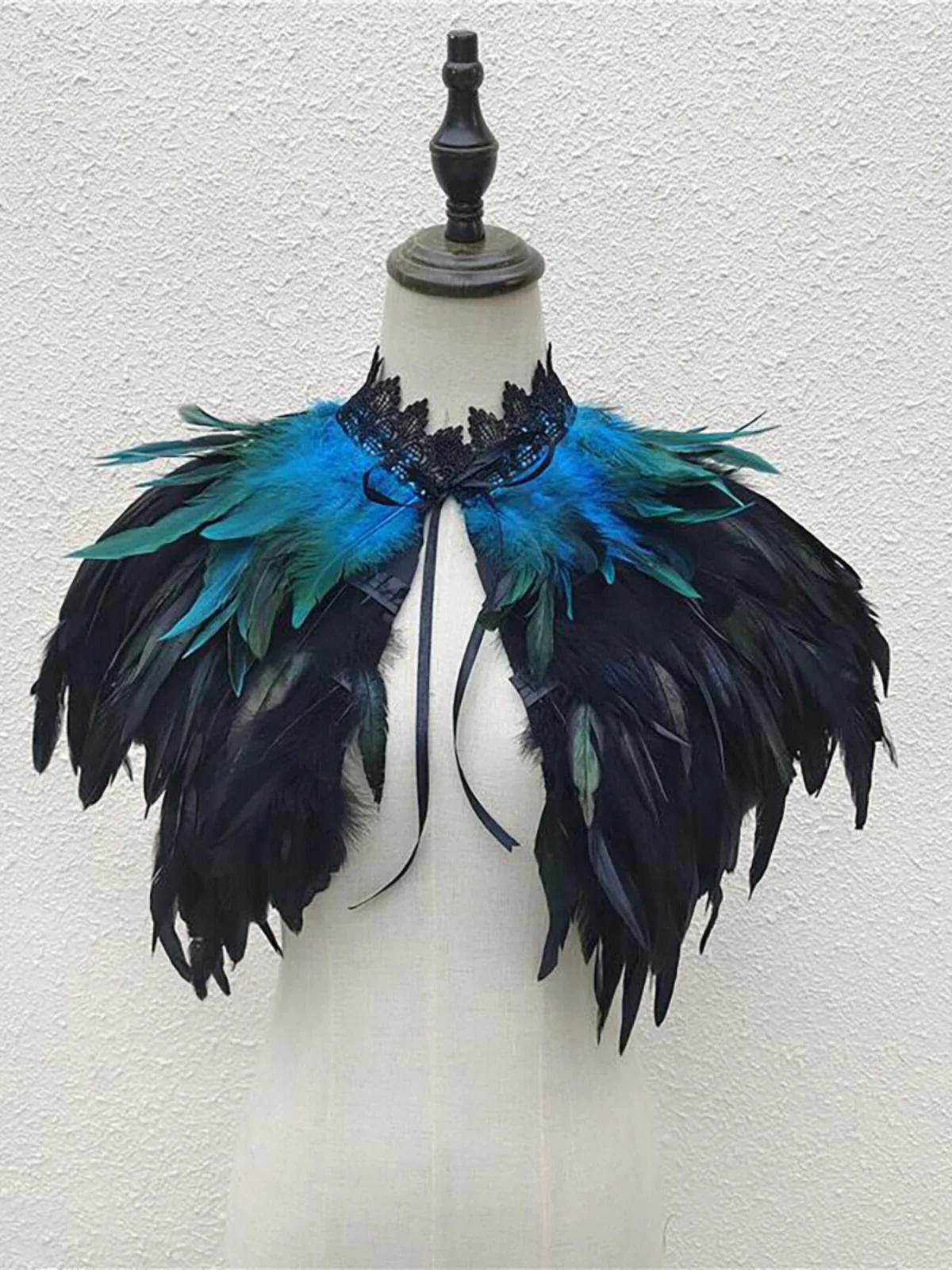 

Многоцветный сценический костюм с перьями, высоким воротником, кружевной отделкой и накидкой на плечи, модный этнический сценический костюм