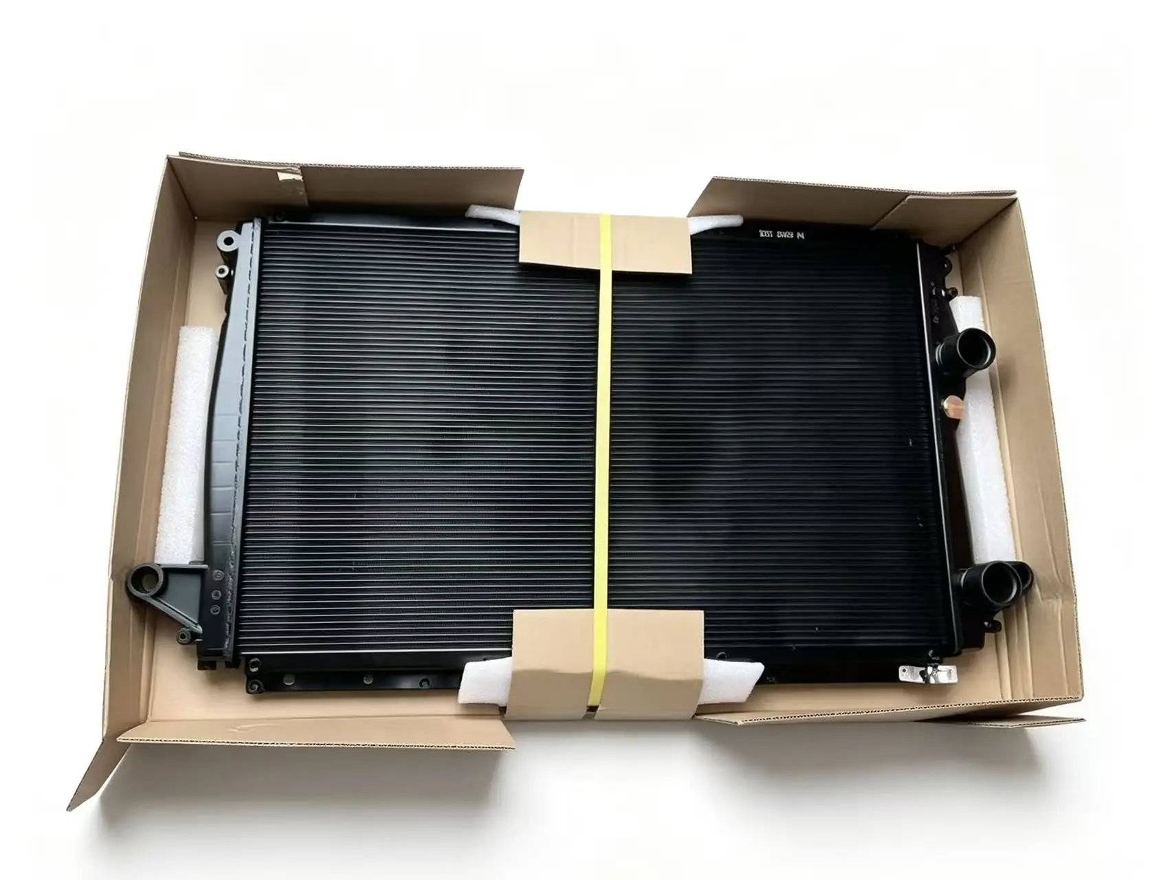For Ferrari California Water Radiator 263702 Auto Part for Vehicle Cooling System