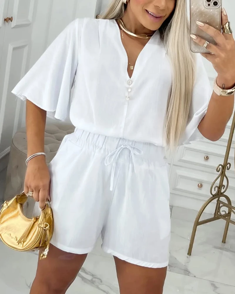 

Women's urban fashion suits 2025 Spring Summer Latest loose solid color flared sleeve V-neck top high waisted lace up shorts set