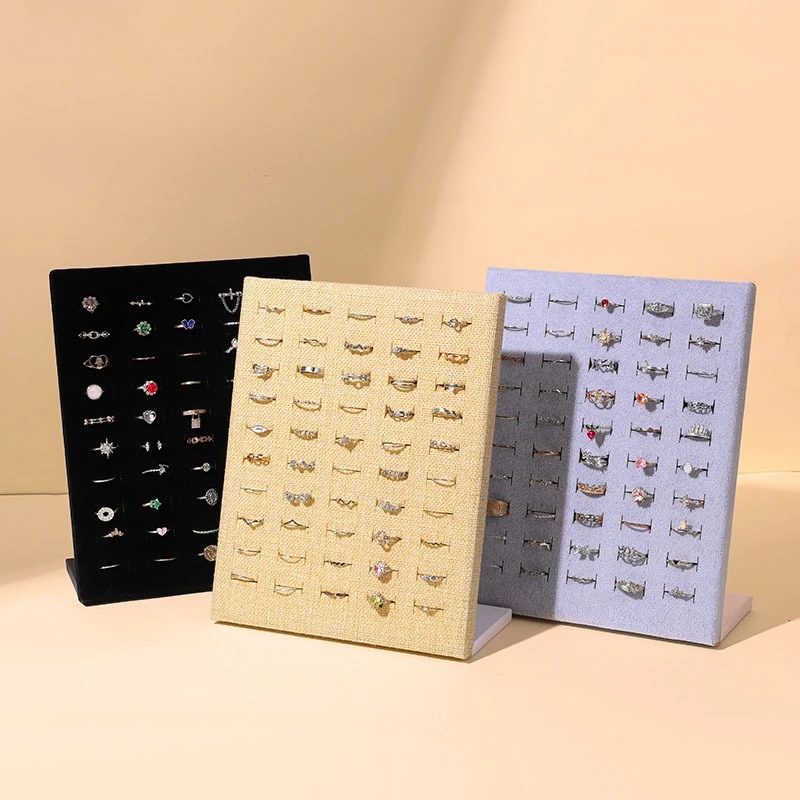 

UOGE Бархатная доска для демонстрации сережек и держатель для колец на 50 слотов — органайзер для ювелирных изделий для ресторана и розничной торговли