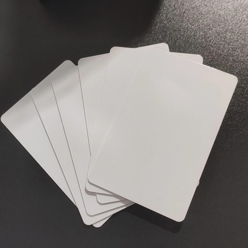 

50pcs PVC White Dual-Side Blank Pendant Labels DIY Craft Plastic Tags for Id Cards Christmas Gift Clothing Tags Drawing Blank