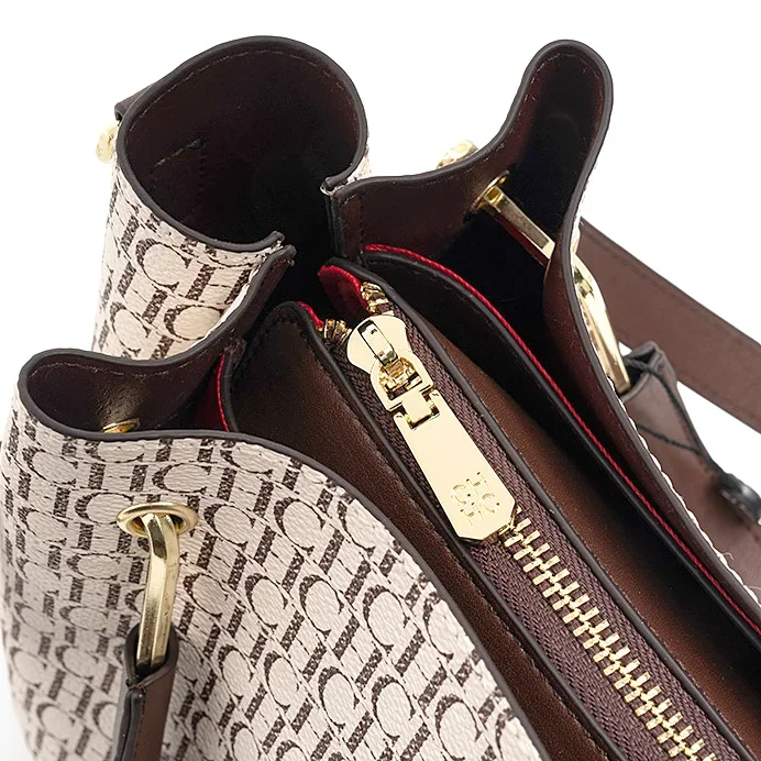 Tas Selempang CH Brand Classic Letter Print Kapasitas Besar Berkualitas Tinggi untuk Wanita, Multi Kantong, Elegan, Populer, Mewah Ringan