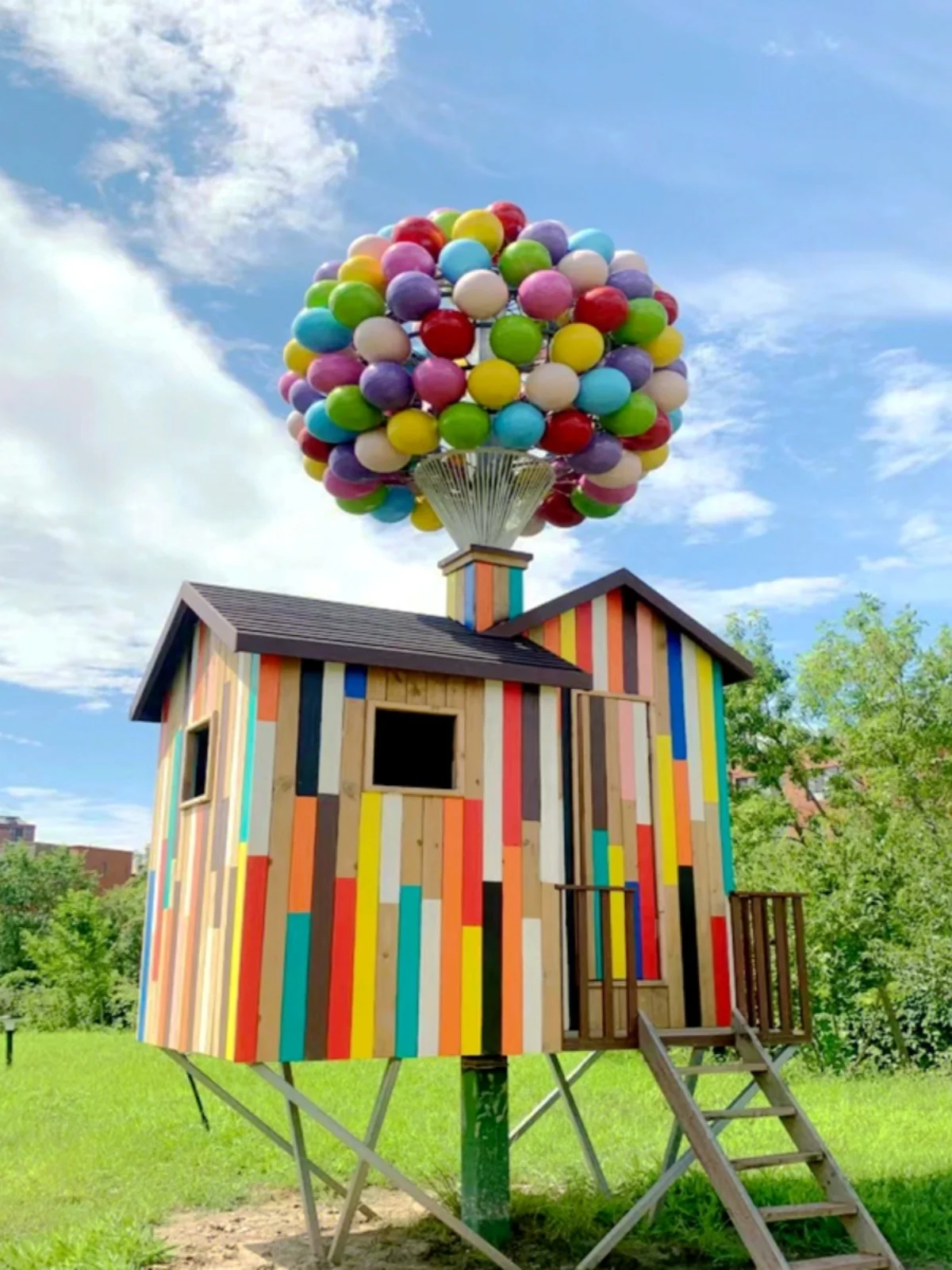 Outdoor scenic farm, balloon hut decoration ornaments, customization