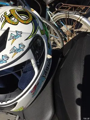 

Invader GRILLE Running Tail Brake STOP Light для Honda Kawasaki Suzuki Yamaha CB