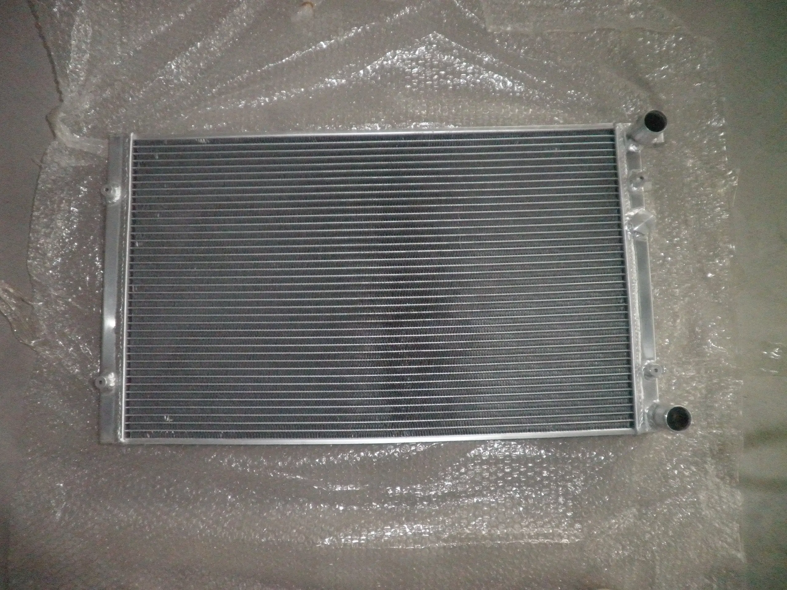 

2 Row Aluminum Radiator For 1999-2005 VW Volkswagen Golf Jetta GTI MK4 / 1999-2006 Audi TT 2000 2001 2002 2003 2004 2005 2006