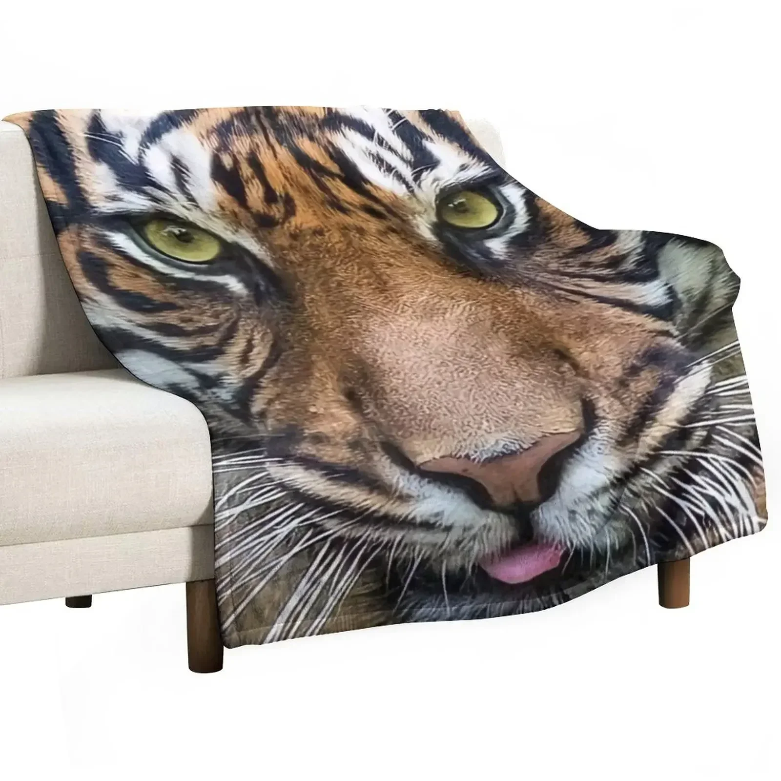 

New Awesome Tiger Close Up Throw Blanket Easy Care Comfortable Blanket for Couch