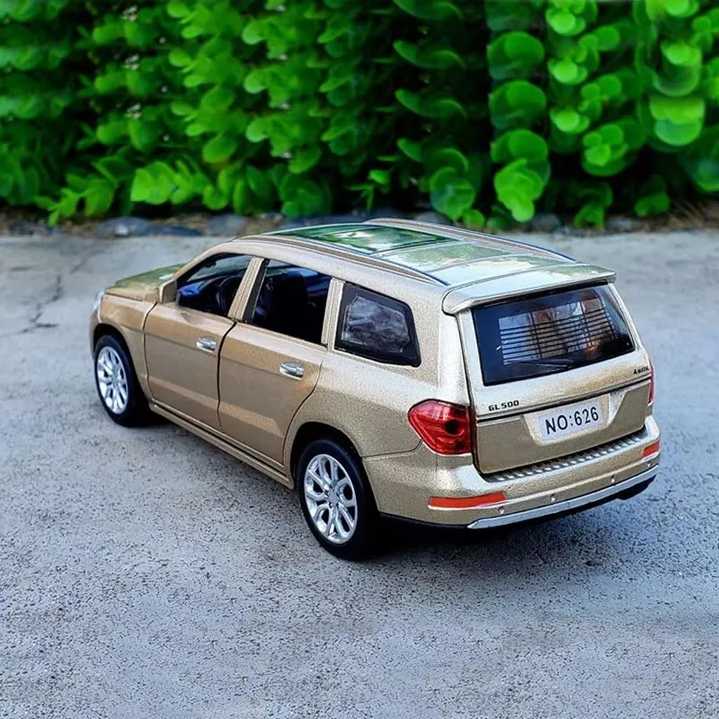 1:32 GL500 Legierung Auto Modell Diecast Spielzeug Simulation Auto Zurückziehen Sound Licht Für Kinder Geschenke Junge Spielzeug Fahrzeug Sammlung
