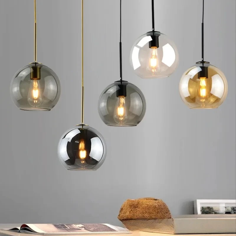 錬鉄製ランプホルダープレキシガラスラウンドペンダントライトアンバーすす球形ランプシンプルモダンポールシャンデリア