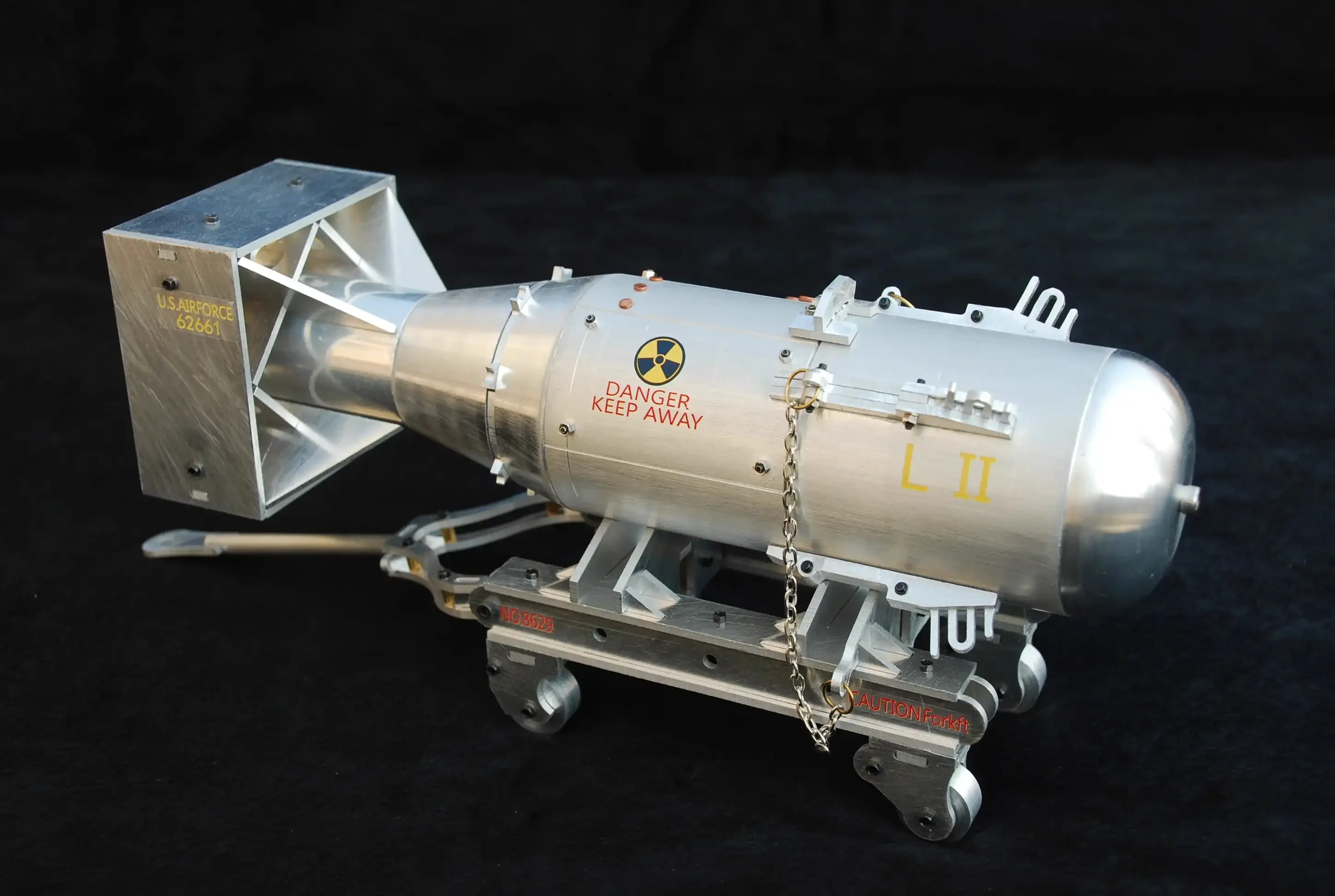 

Масштаб Второй мировой войны 1/12, ядерная бомба, 3D головоломка, металлическая модель, военная сборка, игрушка
