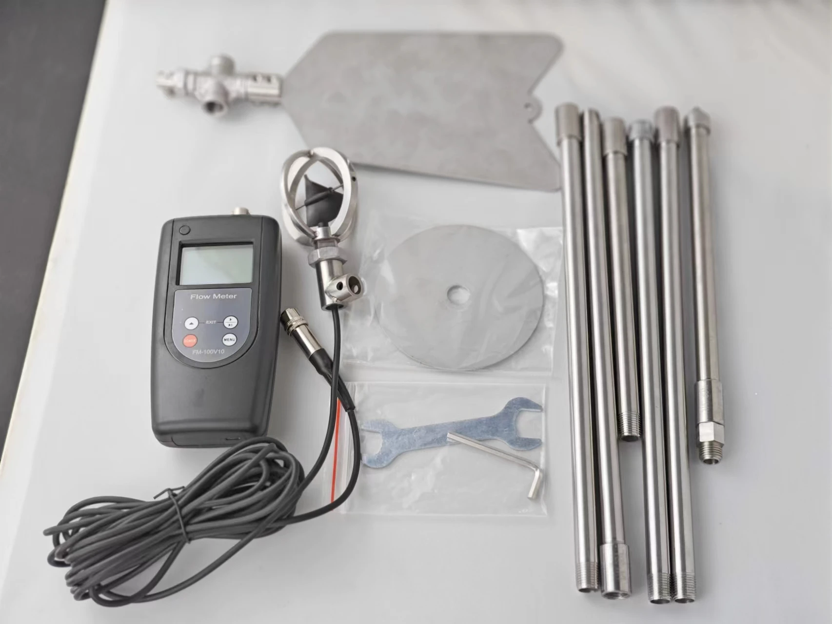 Medidor de flujo portátil FM-100V10 0,01-10,00 m/s