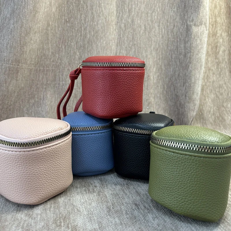

CLAREGQI Candy Color Mini Leather Pouch Multi-purpose Zippered Coin Purse Earbud & Lipstick Storage Bag Women's Small Leather Zi