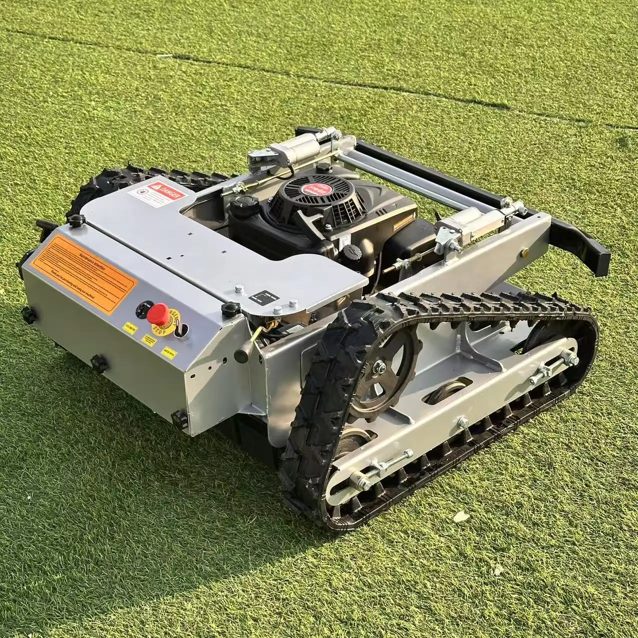 جزازة العشب الصغيرة المخصصة التي يتم التحكم فيها عن بعد مع عرض القطع 500 مم لقص العشب بكفاءة