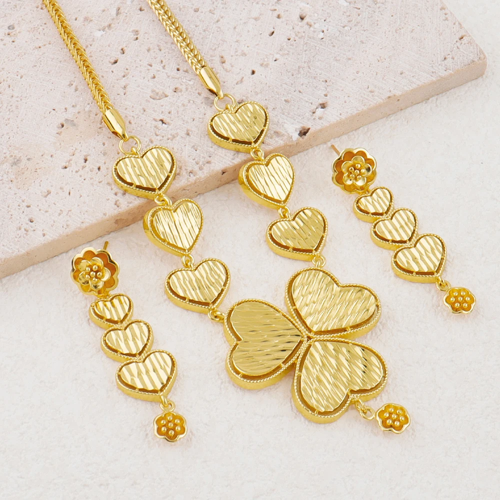 

Fashion Jewelry for Women Dubai Pendant Jewelry Love Shape Earrings Necklace Set African Gold Bridal Jewelry Wedding Party
