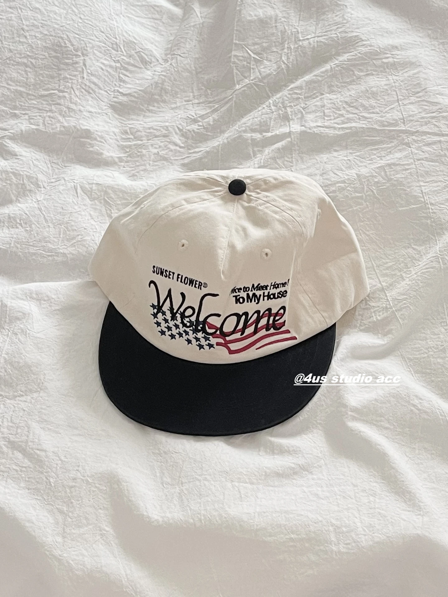 

Niche flat-brimmed tide brand cap women's four-season versatile soft-top baseball cap men show small face