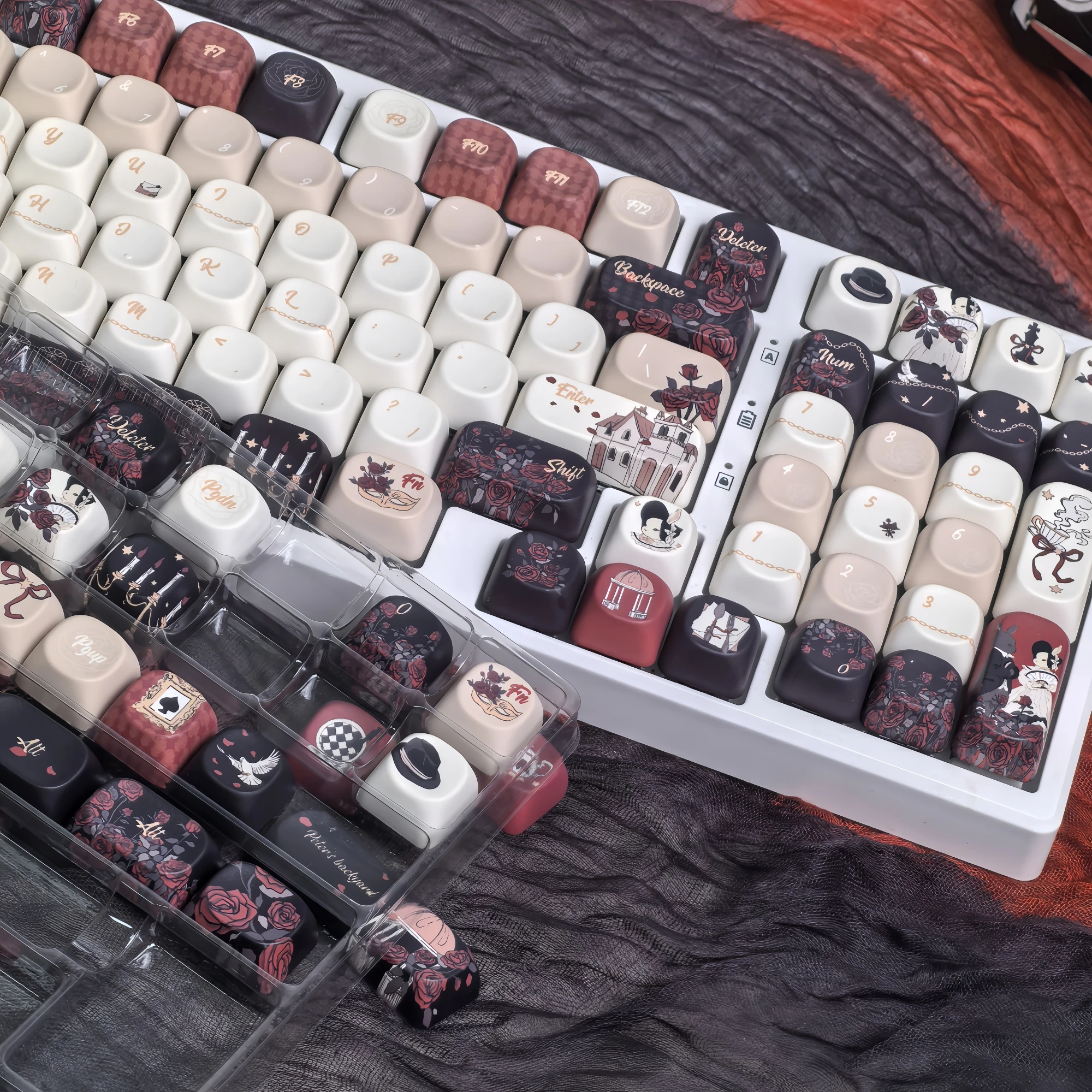 Red Black Gothic Rose Keycap MOA Cherry Profile PBT Thermal Sublimation Retro Keycaps for 68/75/87/98/108 Mechanical Keyboard