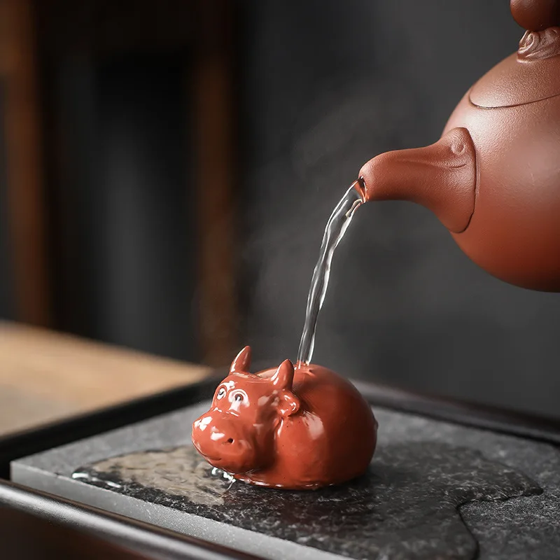 Purple Clay Mini Cow Tea Pet Handmade Collectible Figurine Kung Fu Tea Tray Teaware Household Table Craft Decor Accessory Gift