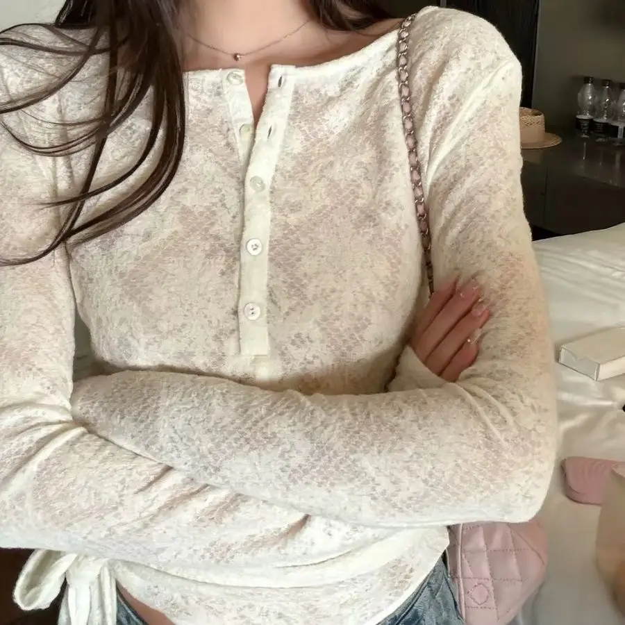 2026 Early Spring New Slim-fit and Thin Top Design Strap Fashion Lace Long-sleeved T-shirt