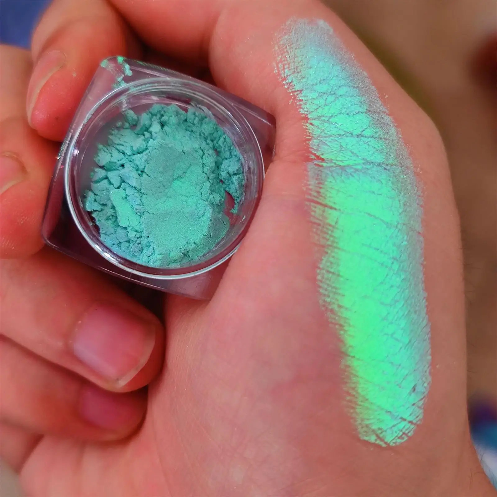 Shining MultiChrome Shifting Pigments Chameleon Eyeshadow Powder Duochrome Chameleon Eyeshadow Infinite Eyeshadow 0.2g