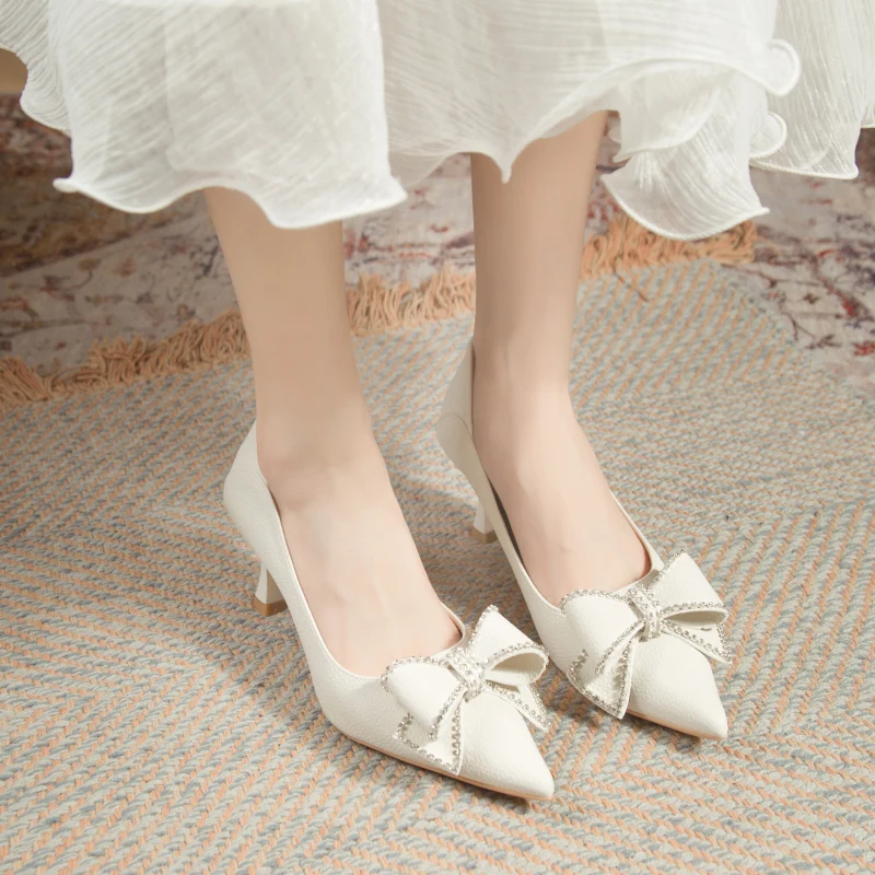 女性のカジュアルなレースアップシューズ,オレンジのスリッポンシューズ,浅いヒール,丸いつま先,白いベルベット,快適なゴールドのゴム,群れのleisu