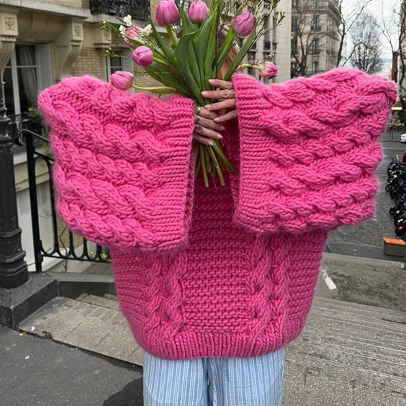 เสื้อสเวตเตอร์ไหมพรมคอโอทรงหลวมสำหรับผู้หญิง ฤดูใบไม้ร่วง ฤดูหนาว ปี 2026 แขนบาน ดีไซน์บิดเกลียว เสื้อพูลโอเวอร์ สตรีทแวร์ สไตล์วินเทจ