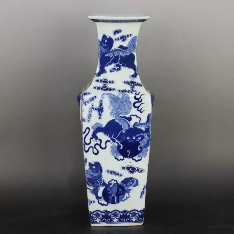 

Chinese Blue and White Porcelain Qing Qianlong Foo Fu Dog Lion Design Vase 16.9"