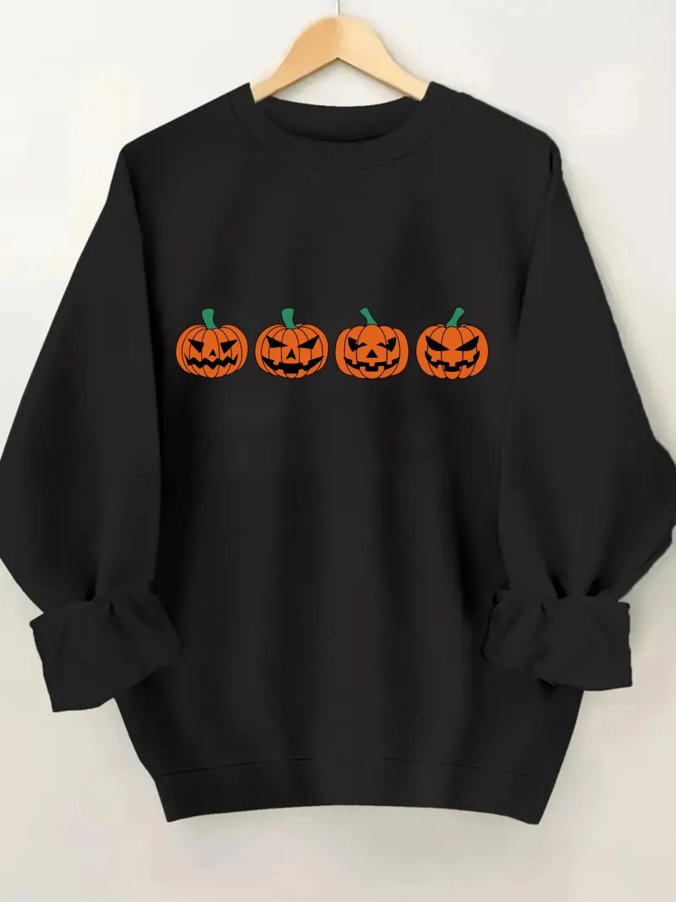 Women's Crewneck Pullover Sweatshirt Four Pumpkin Faces Design, Soft Casual Long Sleeve, Daily Casual Top Outfit, Winter Women's Clothing, Halloween Costume Outfit
