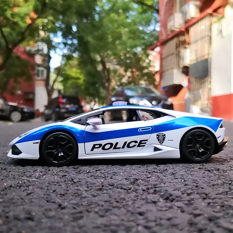 

1:24 Lamborghini Huracan LP610-4 Alloy Sports Car Model Diecast Metal Toy Police Vehicles Car Model Simulation Gifts