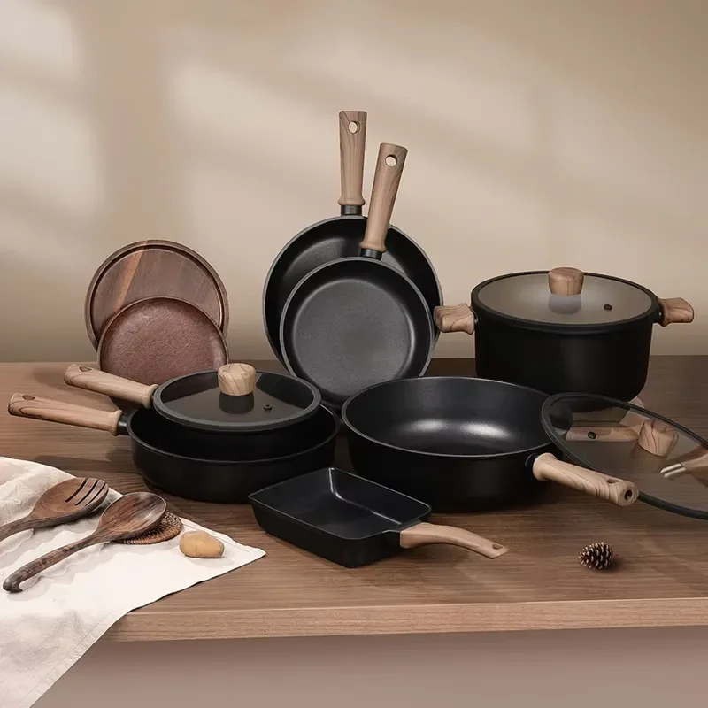 Aluminum Non-Stick Eco-Friendly Healthy 10-Piece Cookware Set with Glass Lids for Multi-Purpose Indoor/Outdoor Cooking