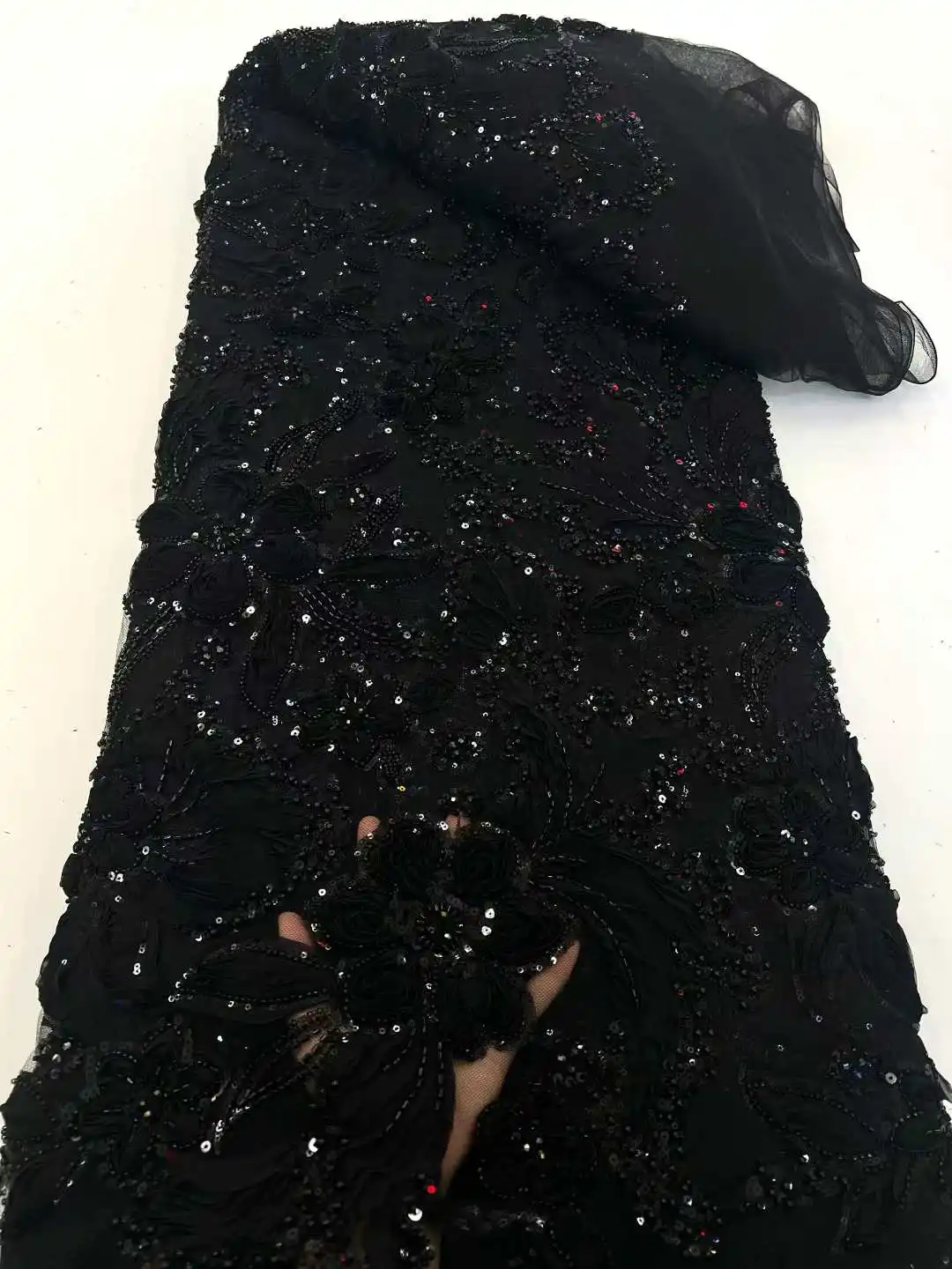 アフリカのレース生地 2026 スパンコール ビーズ刺繍 新郎 ナイジェリアの花嫁 高品質 フランス製チュールレース生地 結婚式用