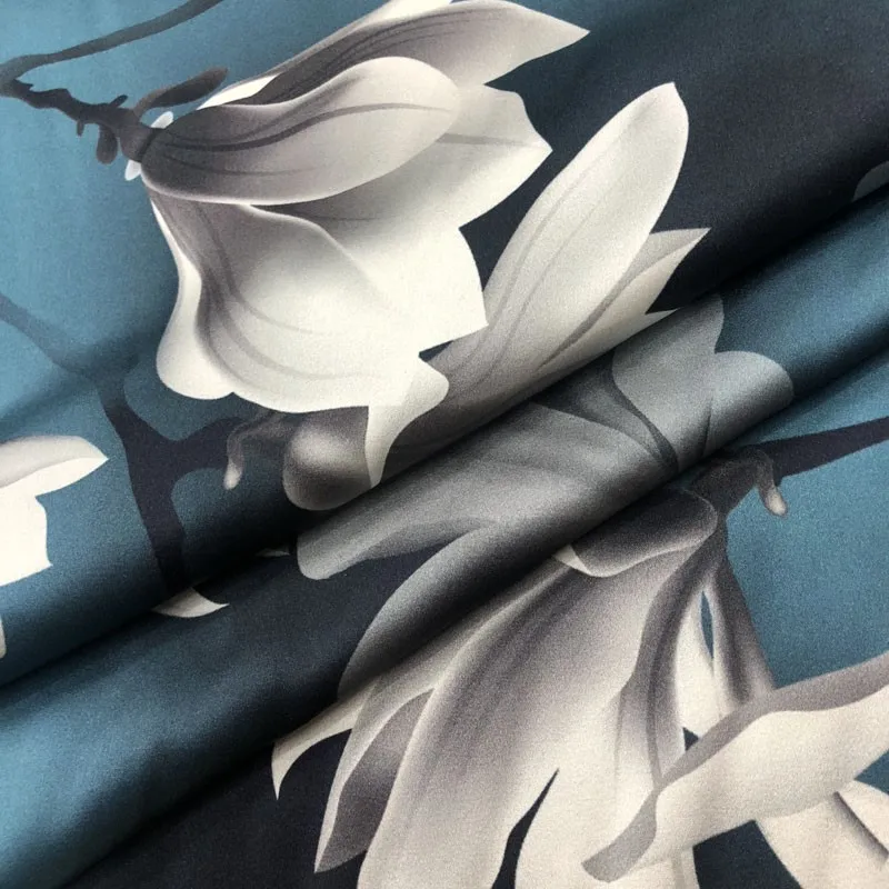 Abito cheongsam in tessuto 19momme in raso di seta elasticizzato magnolia verniciato a spruzzo estivo 2 colori