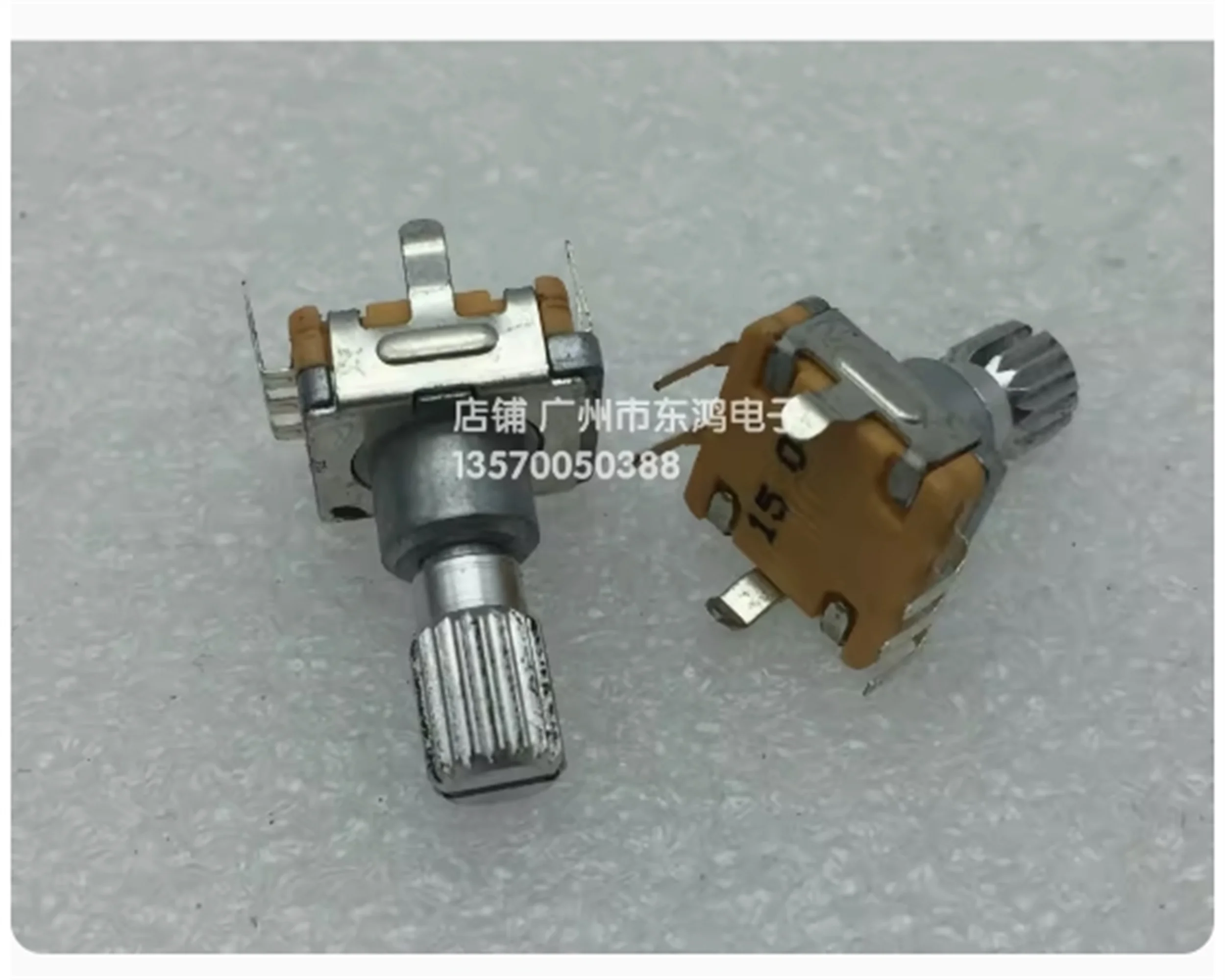 1 PCS Shengwei EC11 encoder left and right rotation reset switch with push switch rotation switch shaft length 15mm flower