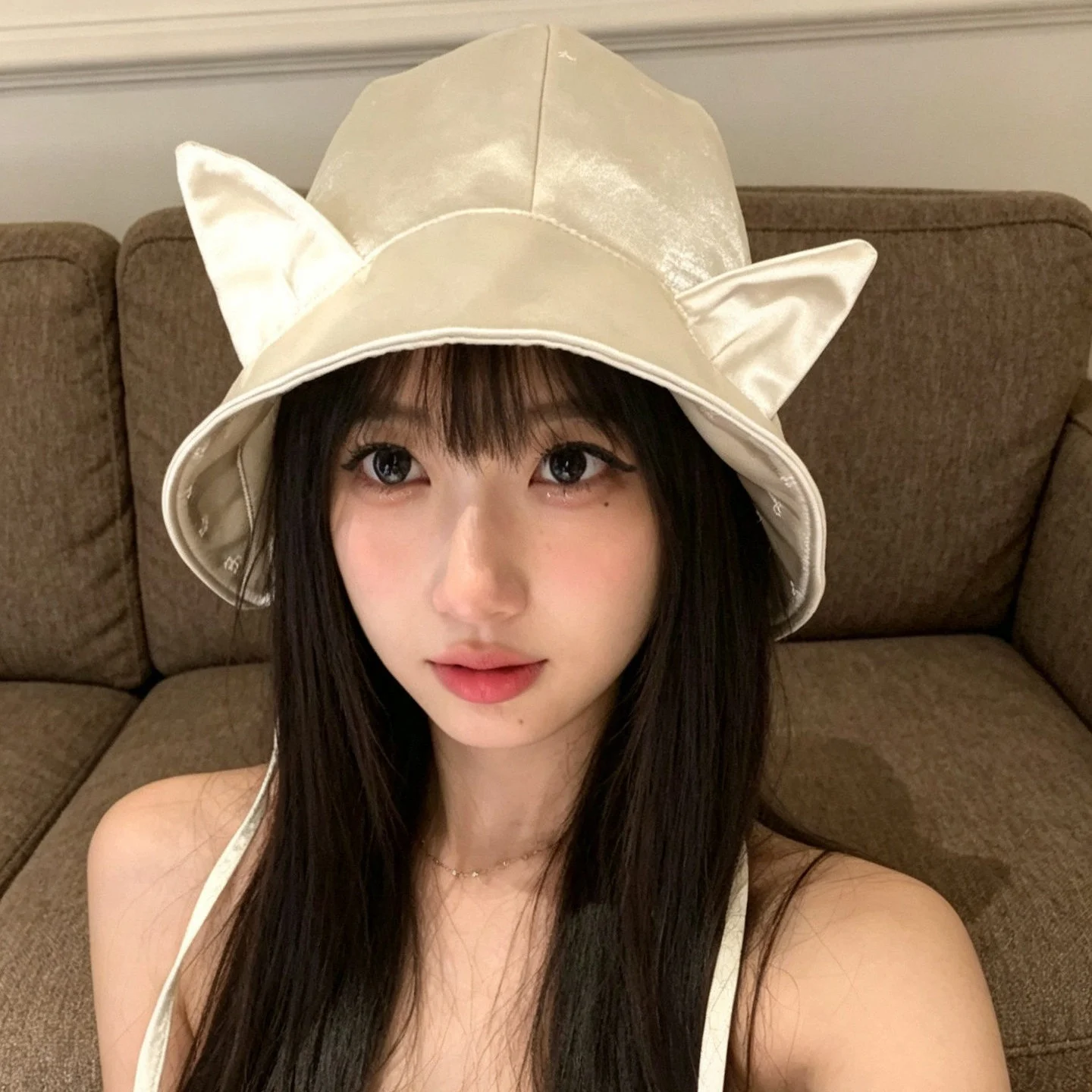 Vintage reversible Cat ears Steamed cat-ear shaped bread satin banded fisherman hat female fashionable face revealing small hood