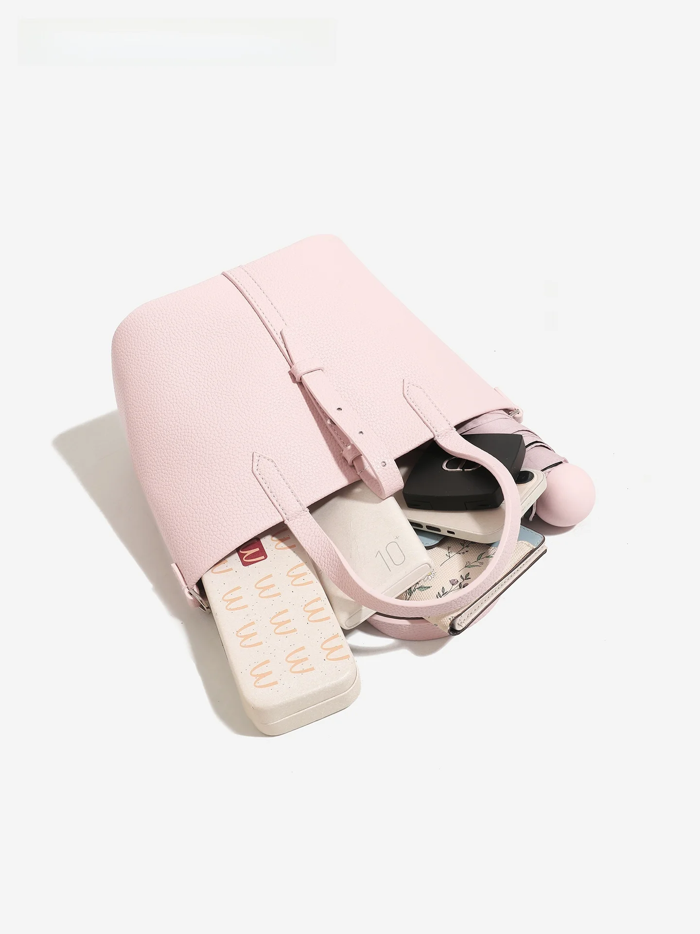 Fashionable Commuter Bucket Bag Women's New 2026 Hong Kong Brand Versatile Crossbody Basket Bag Soft Leather Handbag