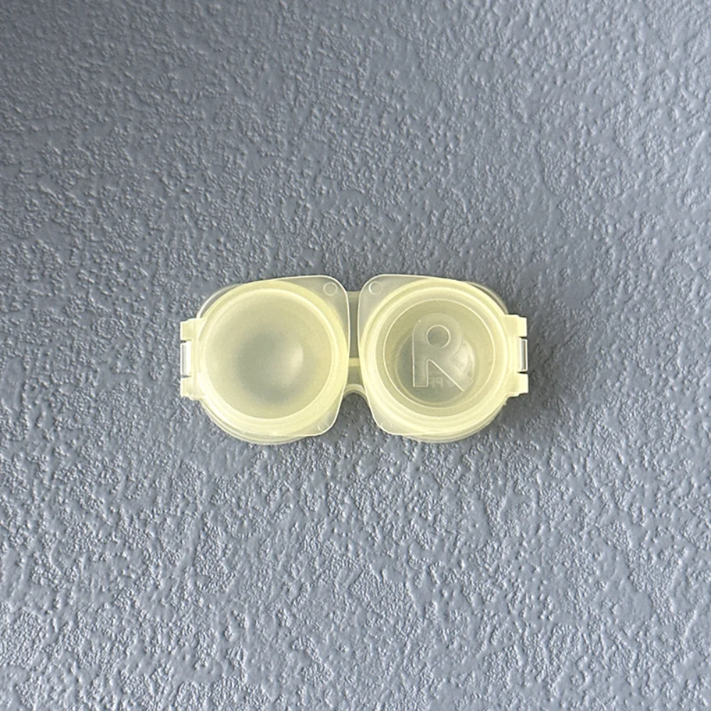 Caja compacta para lentes, contenedor de lentes tipo prensa de color caramelo, estuche para lentes de contacto, ligero, para bolsa de cosméticos, viajes, gimnasio
