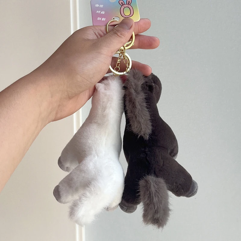 ベビーブロンコぬいぐるみキーホルダー 可愛いポニーのぬいぐるみ バックパック、財布、彼女へのプレゼント、カップルキーリング、バッグチャームアクセサリー