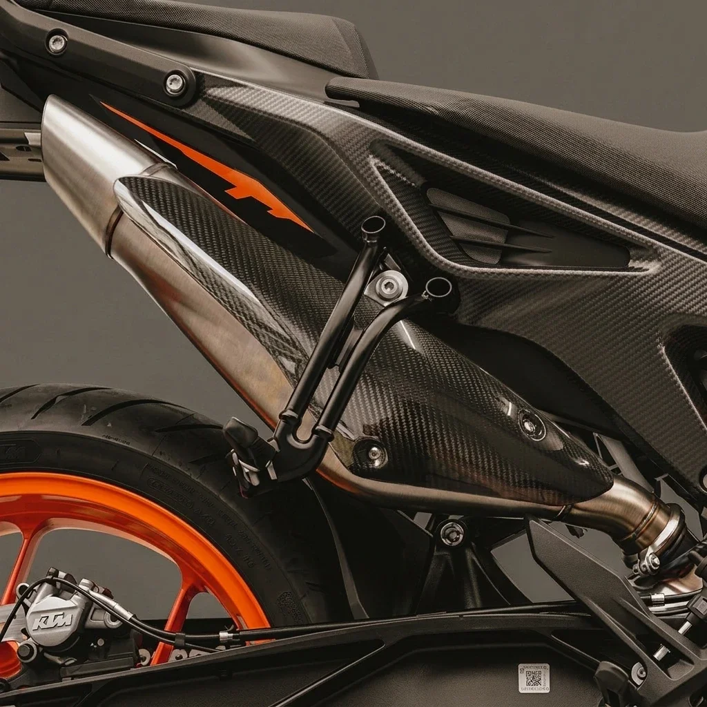 Carbon Fiber Motorcycle Exhausts Pipe Protection Cover for KTM 790 2018-2026 for 890 Duke 2020-2023 view 6