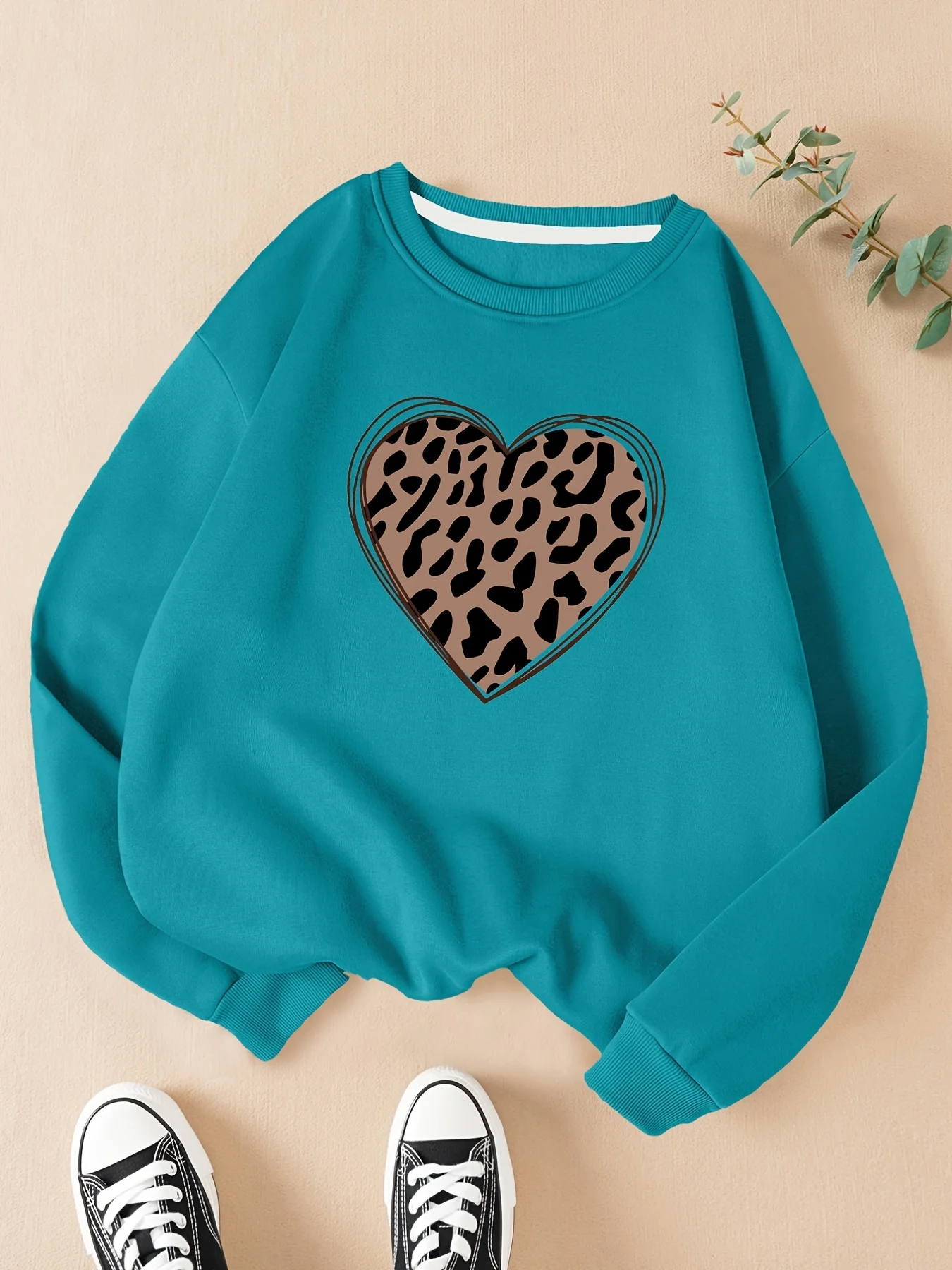 Leopard Heart Print Women's Sweatshirts & Hoodies  Graphic Long Sleeve Blouse Women Clothing Oversized Top Fashion New Cheap