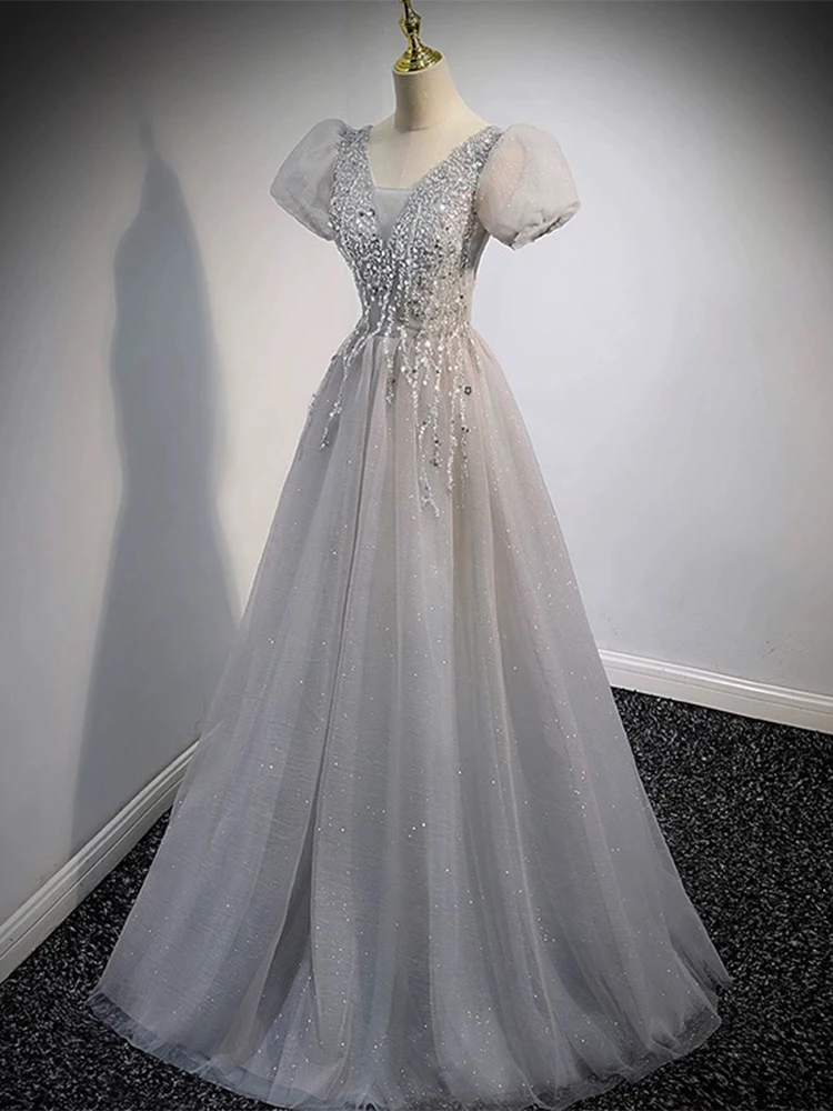 ชุดราตรีเอลี บับเบิ้ล สเว สำหรับพิธีกรงานวันเกิด งานฉลองครบรอบ งานแสดง ชุดคอสตูมหวาน สไตล์สลิม เอวกลาง กระโปรงยาว หรือ สเว