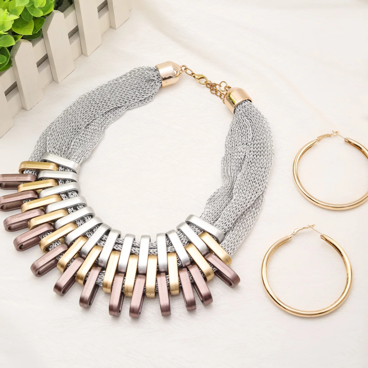 Bohemian Luxury Gold Color Net Chain Chunky Statement Necklace Women Boho Floating Choker Female Jewelry Party Gift