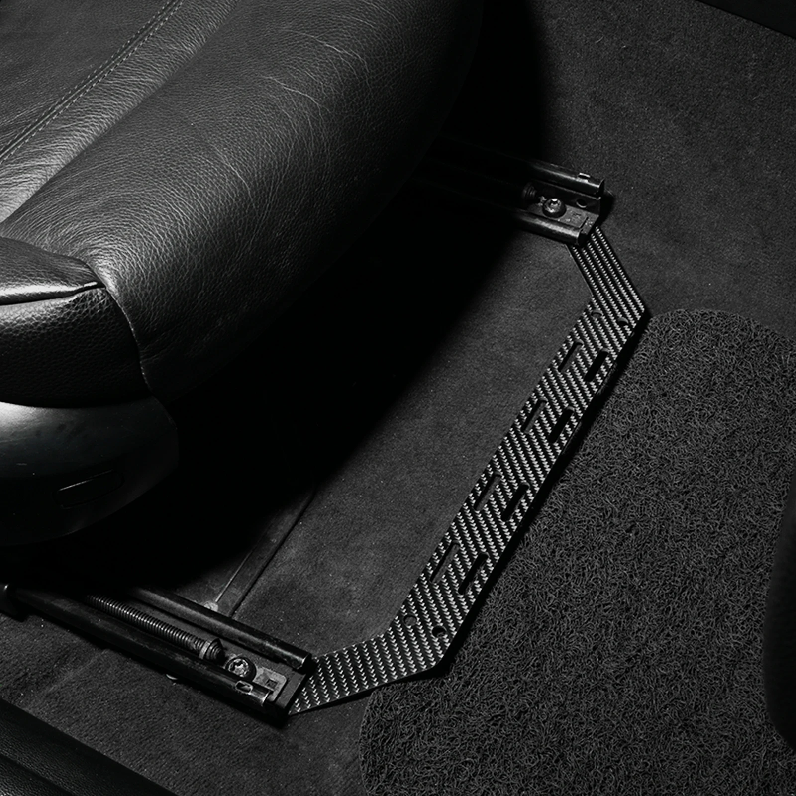 BEVINSEE 카본 파이버 소화기 브래킷 승객석 홀더 브래킷 BMW E90 E91 E92 E93 2005-2013용