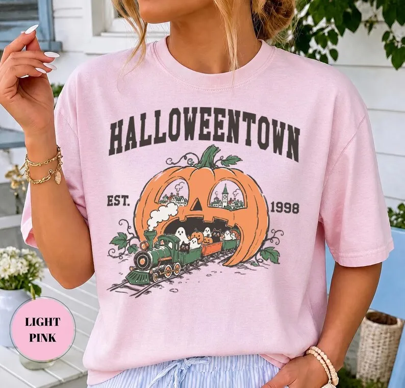 Halloweentown EST 1998 Graphic T‑Shirt Retro Pumpkin Train Ghost Short Sleeve Tee Fall Halloween Casual Tops