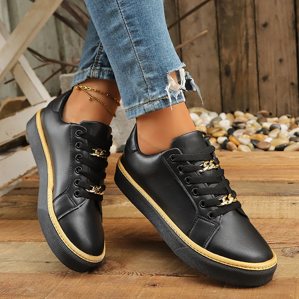 2026 Women's plus Size Casual Comfortable Breathable White Fashionable Sports Shoes