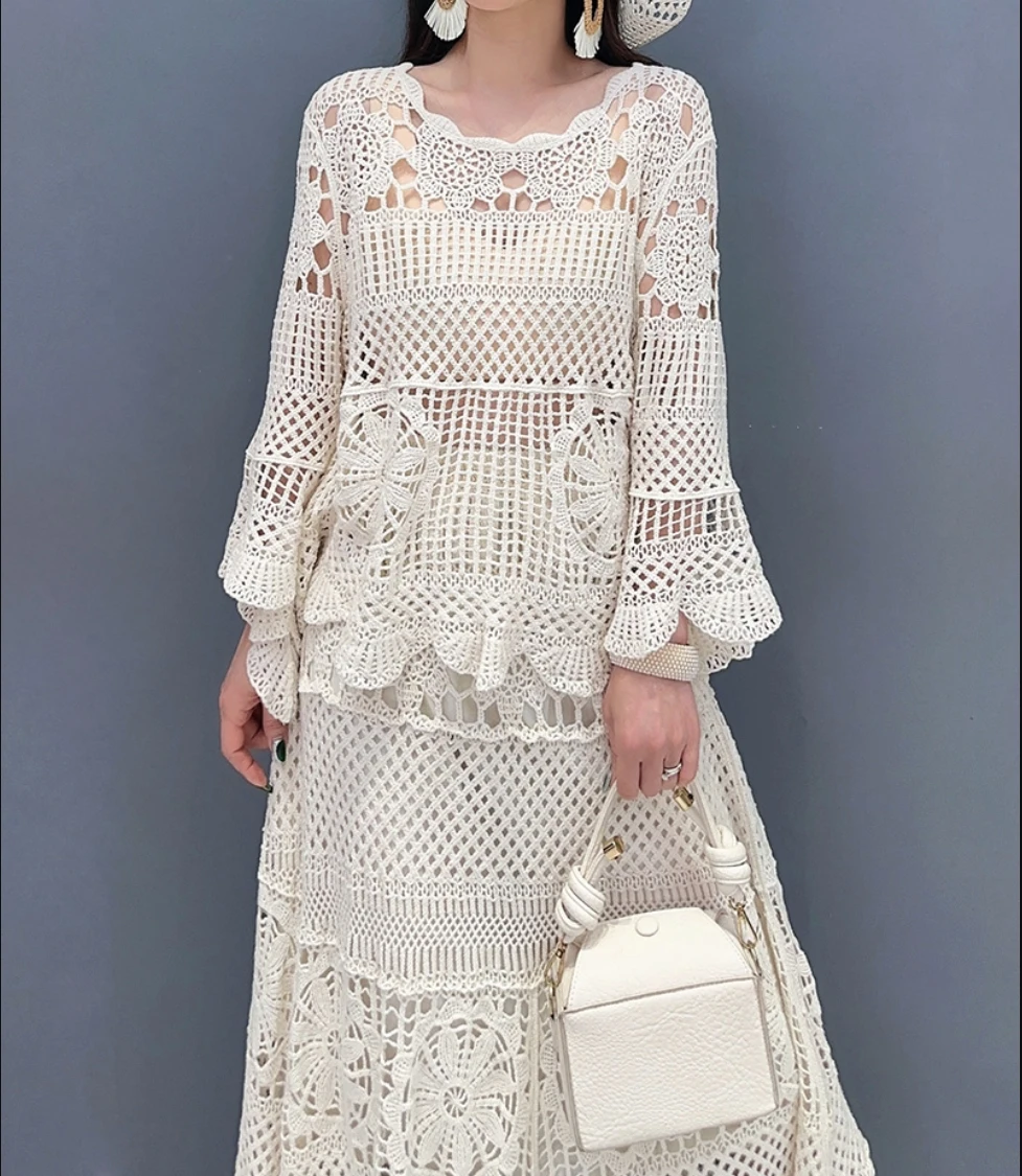 SuperAen 2025 Spring New European and American Women's Clothing Fashion High-end Top Tshirt Pleated Skirt Sets
